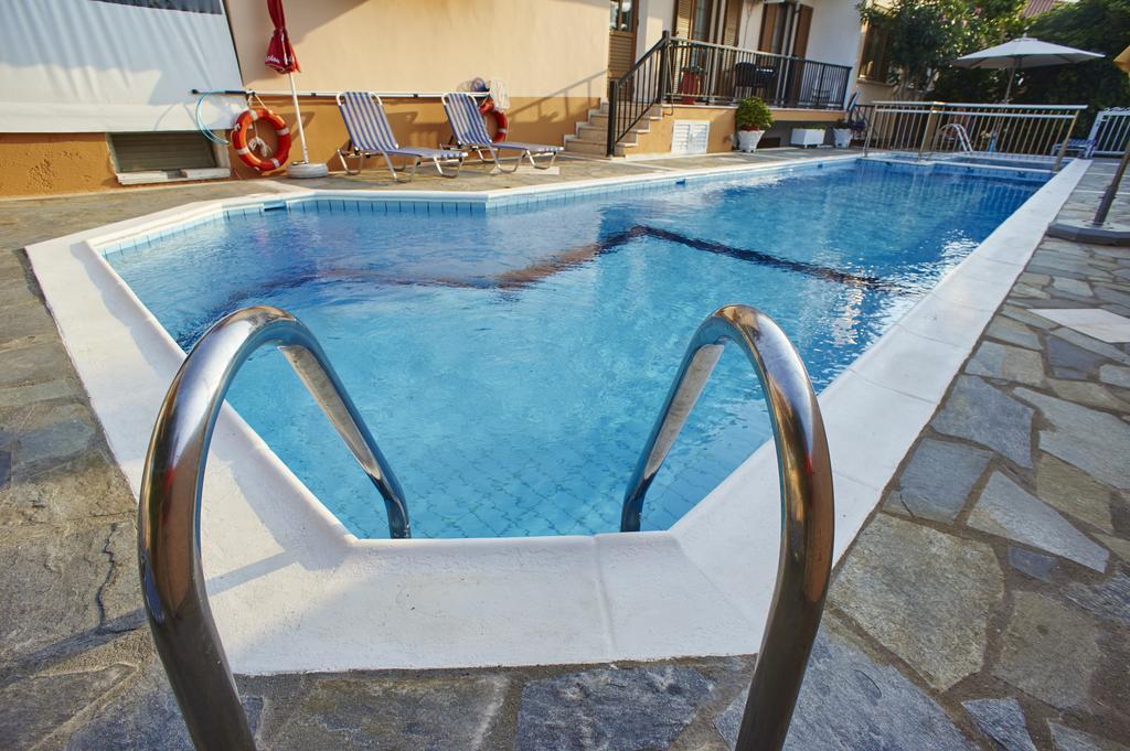 Angela Apartments 库卡里 外观 照片