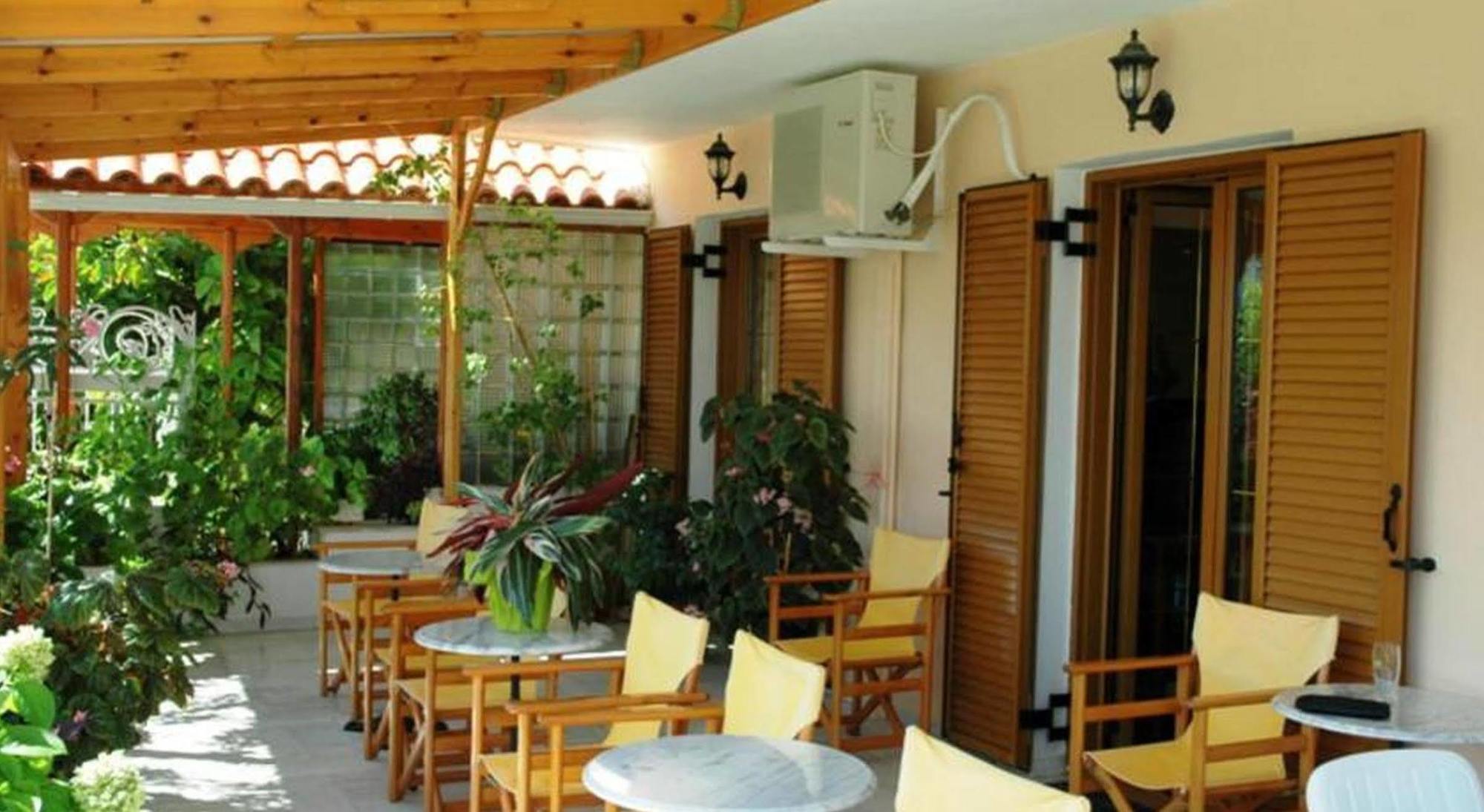 Angela Apartments 库卡里 外观 照片
